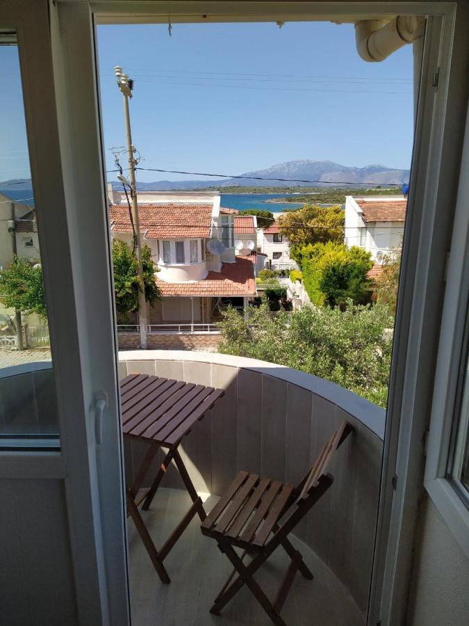 Cesme Burcu Sitesi Yaman Vila Exterior foto