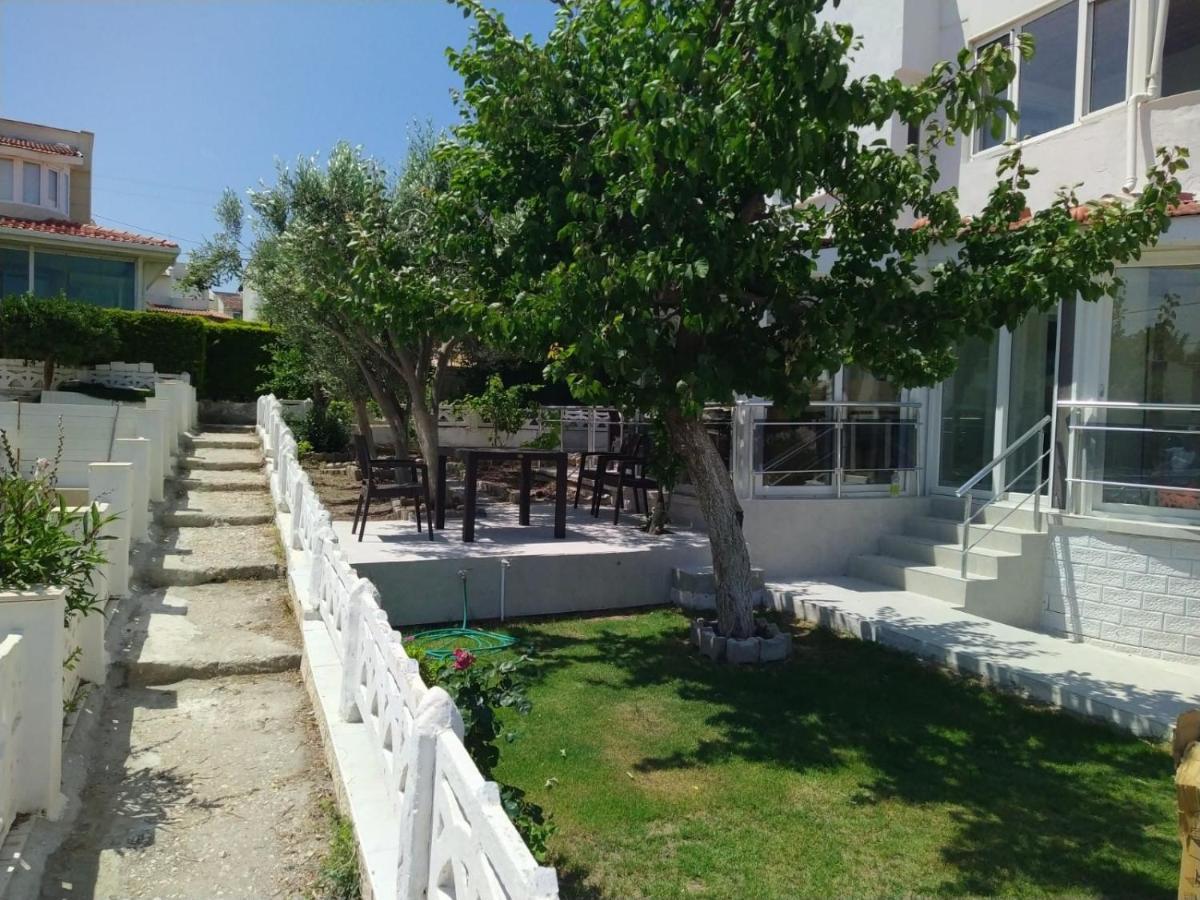 Cesme Burcu Sitesi Yaman Vila Exterior foto