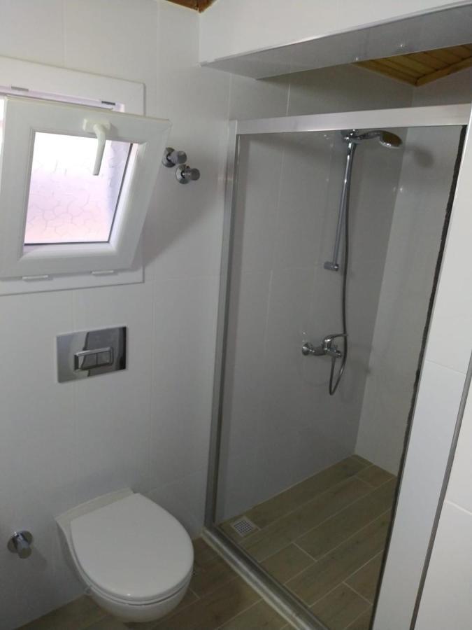 Cesme Burcu Sitesi Yaman Vila Exterior foto