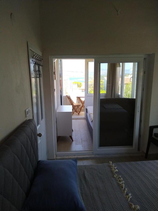 Cesme Burcu Sitesi Yaman Vila Exterior foto