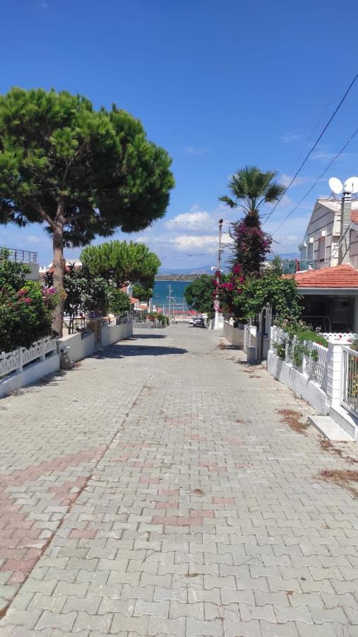 Cesme Burcu Sitesi Yaman Vila Exterior foto