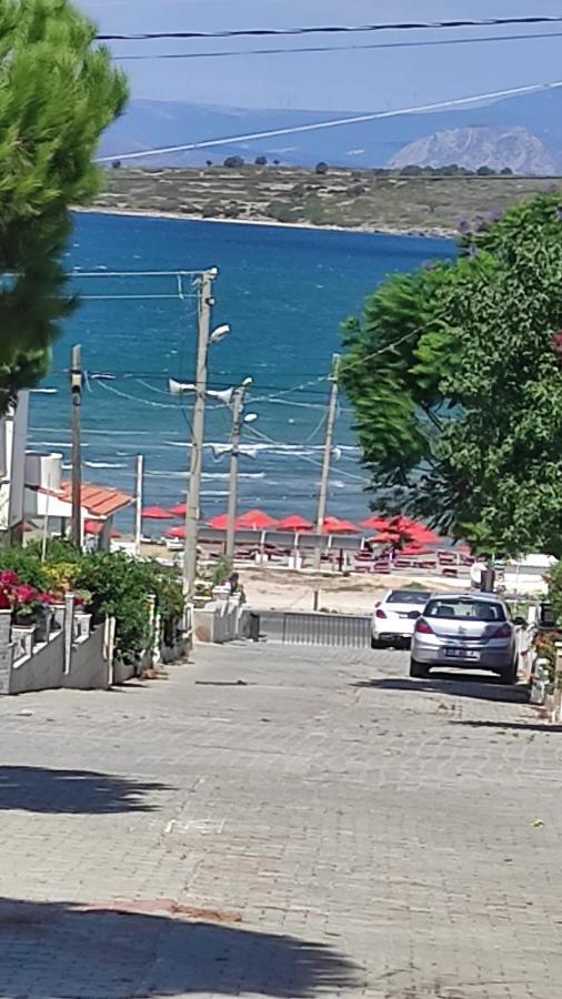 Cesme Burcu Sitesi Yaman Vila Exterior foto