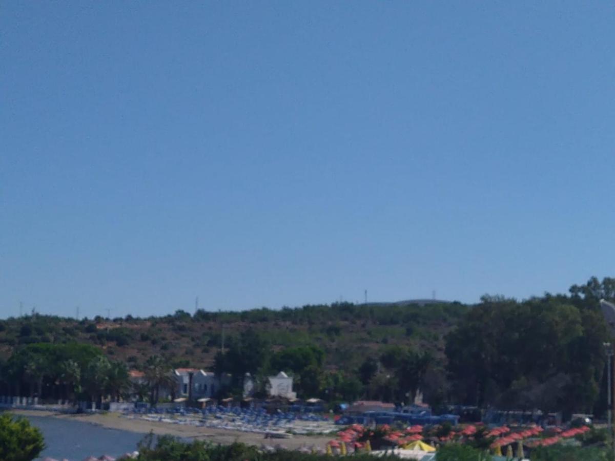 Cesme Burcu Sitesi Yaman Vila Exterior foto